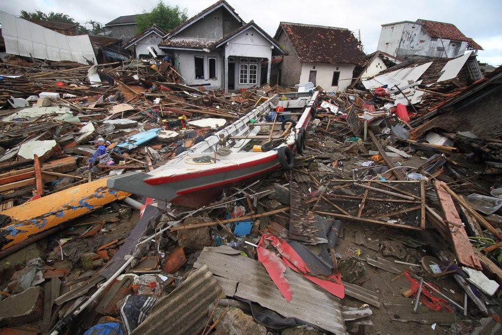 89Tsunami Selat Sunda.jpg.jpg